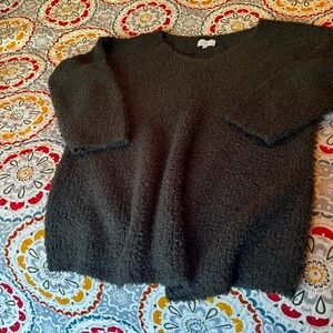 Cozy Deep Green Sweater Lou & Grey